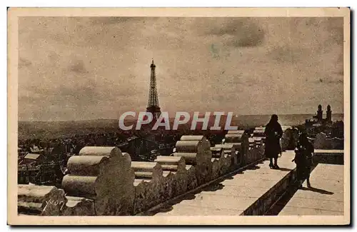 Cartes postales Paris En Flanant La Plate forme de L&#39Arc de Triomphe Tour Eiffel