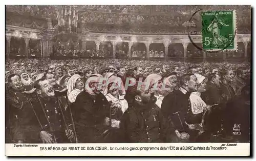 Ansichtskarte AK Des Heros qui rient de bon couer Un numero gai du programme de la Fete de la Gloire au Palais du