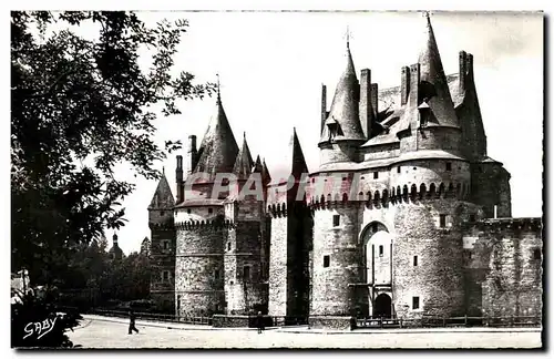 Cartes postales moderne Vitre Le Chateau Forteresse Moyenageuse