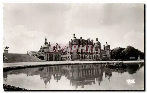 Cartes postales moderne Chantilly Le chateau Le Grand Escalier La Gerbe