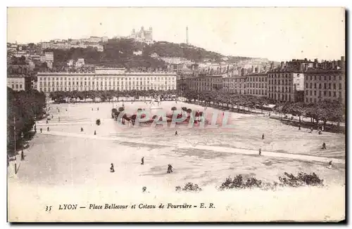 Cartes postales Lyon Place Bellecour et Coteau de Fourviere