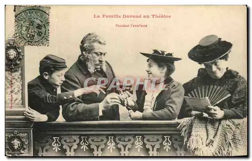 Cartes postales La Famille Durand Au Theatre Pendant l&#39entr&#39acte Humour Eventail