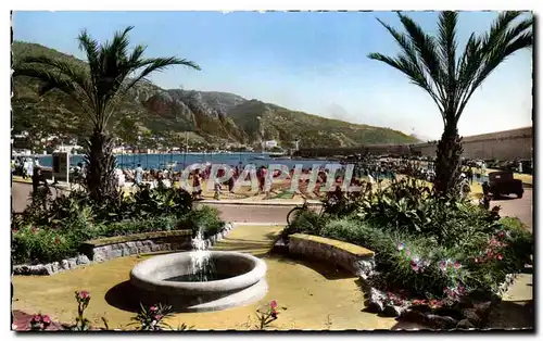 Cartes postales moderne La Cote d&#39Azur Menton Le port Et Le Nouveau Jardin