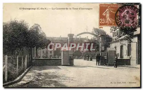 Cartes postales Guingamp La Caserne et la Tour d&#39Auvergne Militaria