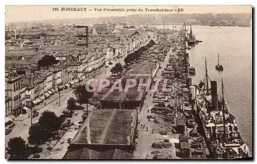 Ansichtskarte AK Bordeaux Vue I&#39Ensemble Prise du Transbordeur Bateau