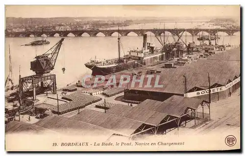 Cartes postales Bordeaux La Rade le Pont Navire en Chargement Bateau