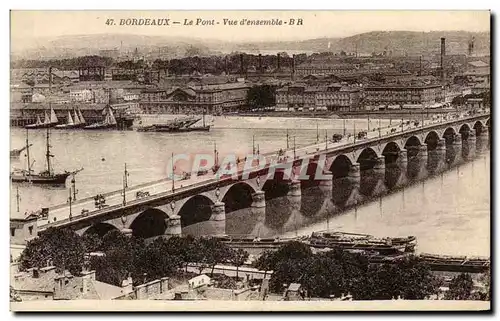 Cartes postales Bordeaux Le Pont Vue d'ensemble Bateaux