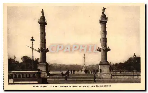 Cartes postales Bordeaux Les Colonnes Rostrales Et les Quinconces