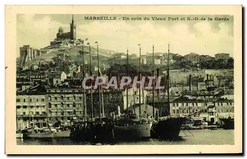 Cartes postales Marseille Un Coin du Vieux Port et ND de la Garde Bateaux