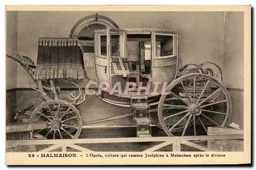 Cartes postales Malmaison L&#39Opale voiture qui ramena Josephine a Malmalson apres le divorce