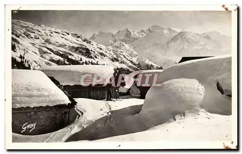 Ansichtskarte AK Guebriant Les Chalets Savoyards en hiver