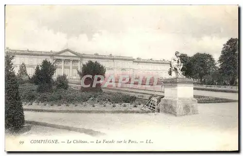 Ansichtskarte AK Compiegne Le Chateau La Facade sur le parc