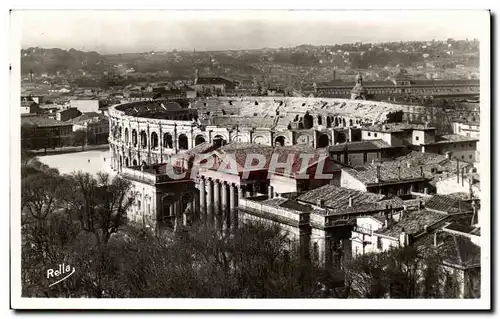 Cartes postales Nimes Vue Generale et les Arenes