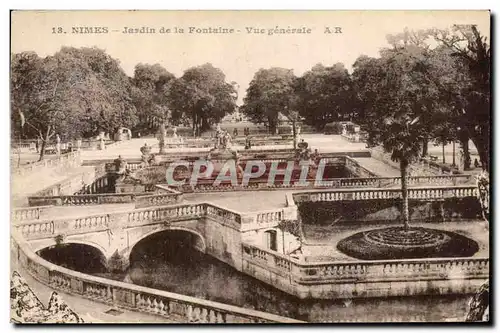 Ansichtskarte AK Nimes Jardin de la Fontaine Vue generale