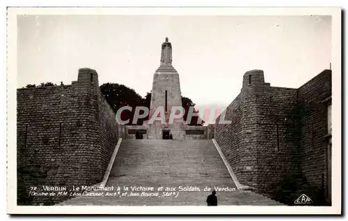 Ansichtskarte AK Verdun Le Monument A La Victoire Et Aux Soldats De Verdun Militaria