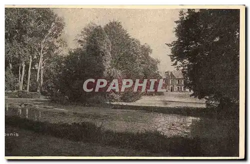 Cartes postales Chateau de la Haute Bords Rilly Une vue du Parc