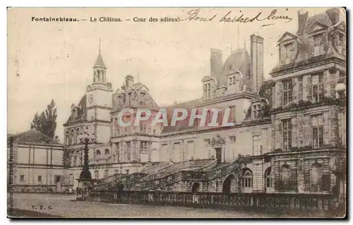 Cartes postales Fontainebleau Le Chateau Cour des adieux