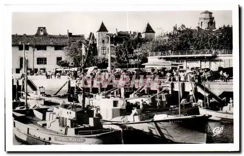 Ansichtskarte AK St Jean De Luz Le Port Les Quais Les Thoniers Bateaux Yvonne Marceau