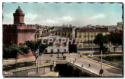 Cartes postales Perpignan Le Castillet Et Le Pont Magenta Vue Prise Des Nouvelles Galeries