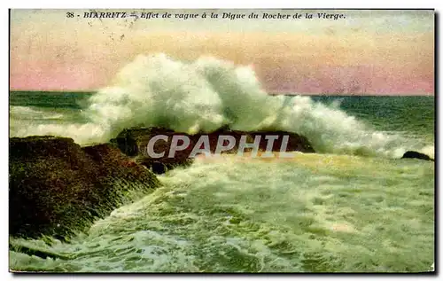 Cartes postales Biarritz Effet de vague a la Digue du Rocher de la Vierge