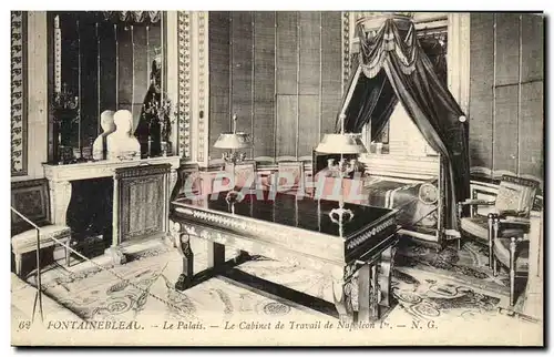 Ansichtskarte AK Fontainebleau Le palais Le cabinet de travail de Napoleon 1er