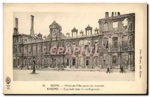 Cartes postales Reims Hotel de Villeapres Son incendie Militaria