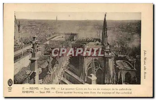 Cartes postales Reims Le Quartier Ceres en Feu vu du Transept de la Cathedrale Militaria