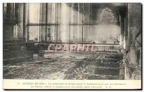 Cartes postales Guerre De 1914 La Cathedrale De Reims Apres Le Bombardement Par Les Allemands Militaria