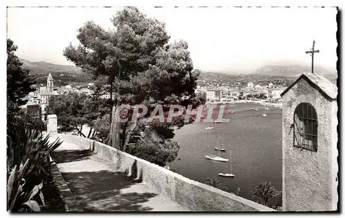 Cartes postales Sanary Sur Mer Vue sur le port et la Ville