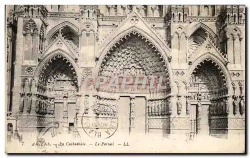 Cartes postales Amiens Le Cathedrale Le Portail