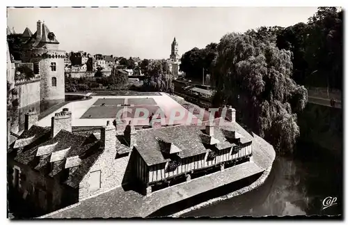 Ansichtskarte AK Vannes Vue d&#39ensemble sur les Remparts