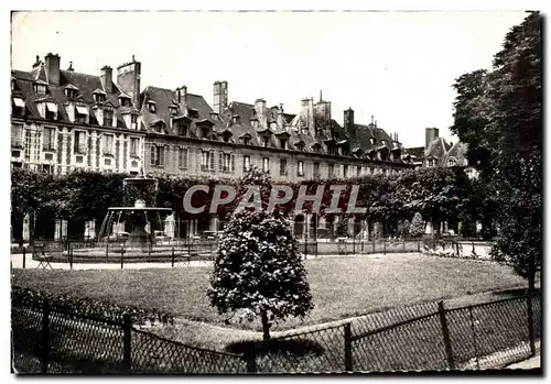 Cartes postales Paris Place des Vosges Le Square