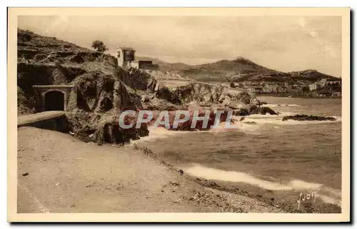 Cartes postales Port Vendres Les falaises et le tunnel