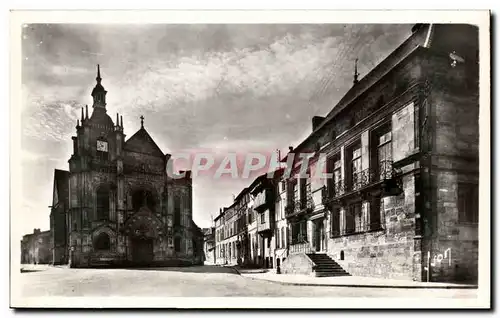 Cartes postales Bar Le Duc Le Musee et I&#39Eglise Saint Pierre