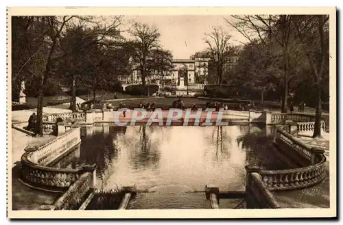 Cartes postales Dijon Chateau d&#39Eau et Place d&#39Arcy