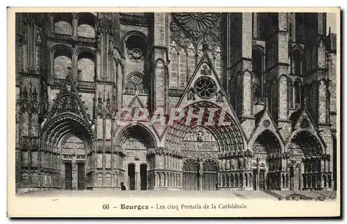 Ansichtskarte AK Bourges Les Cinq Portails de la Cathedrale