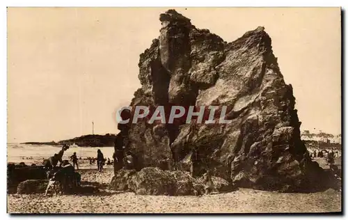 Ansichtskarte AK Biarritz La Roche Des Enfants A La Grande Plage