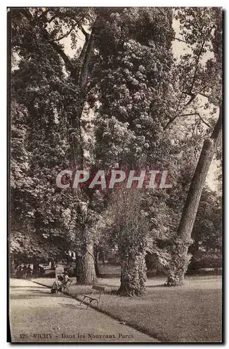 Cartes postales Vichy Dans Les Nouveaux Parcs