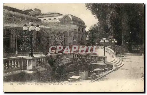 Cartes postales Vichy Le Casino Un Coin de la Terrasse