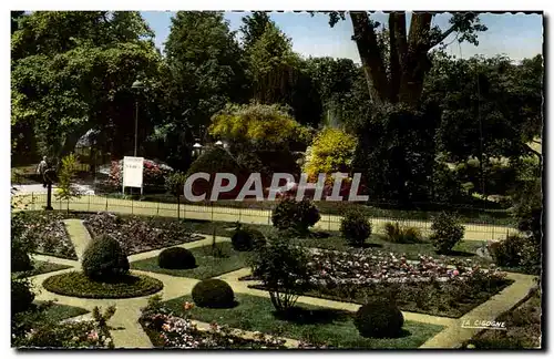 Ansichtskarte AK Vichy Reine des Villes d&#39Eaux Le Parc des Cygnes et le Jardin a la Francaise