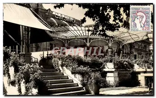 Cartes postales Vichy Reine des Villes d&#39Eaux Le Grand Casino la Potiniere