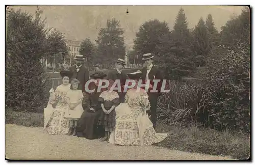 CARTE PHOTO Scene de famille