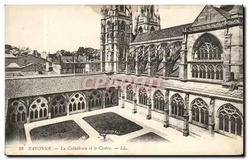 Cartes postales Bayonne La cathedrale et le Cloitre