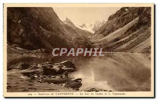 Cartes postales Environs de Cauterets Le Lac de Gaube et le Vignemale