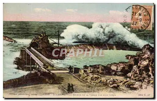 Ansichtskarte AK Biarritz Le Rocher de la Vierce Pamn gros Temps