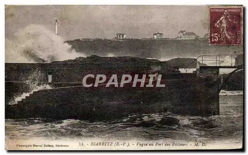 Cartes postales Biarritz Vague au Port des Pecheurs