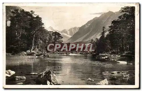 Cartes postales Cauterets Vallee De Gaube Le Lac Des Huas