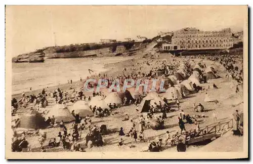 Cartes postales Biarritz L&#39Heure du Bain Sur la Grande Plage