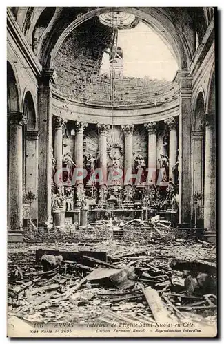 Ansichtskarte AK Arras Interieur de I&#39Eglise Saint Nicolas en Cite Militaria