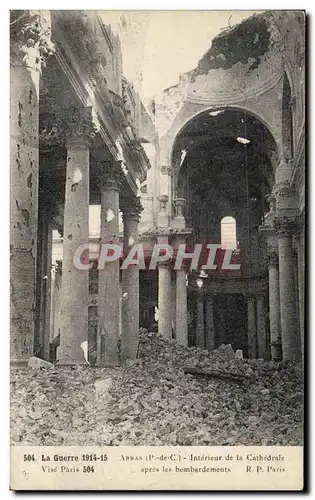 Cartes postales La Guerre Arras Interieur de la Cathedrale apres les bombardements Militaria